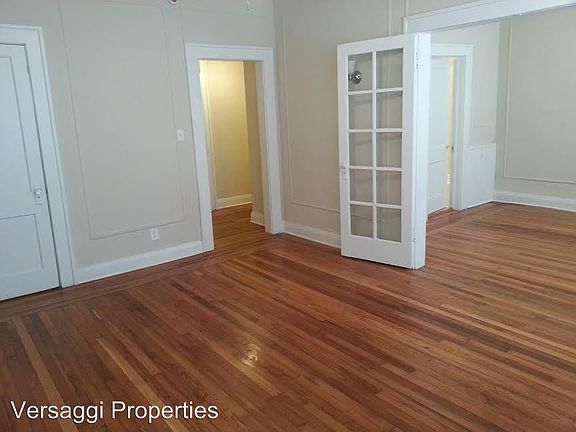 3rd image of 506 S Westland Ave