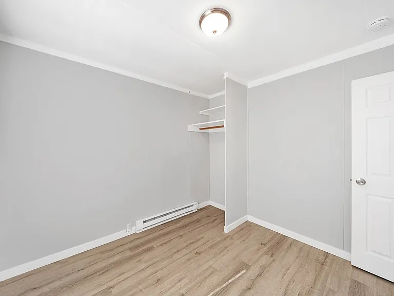 Eastgate Apartments — Photo 9