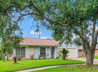 6738 Blue Ridge Dr, Richmond, TX 77469