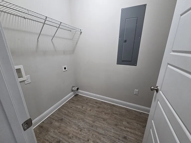 23885 Dublin Dr — Photo 24