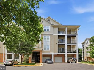 19623 Galway Bay Cir APT 203, Germantown, MD 20874
