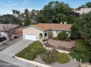 3905 N Dustin Ave, Farmington, NM 87401