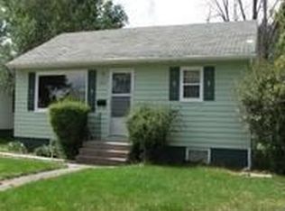 627 N Huron Ave, Pierre, SD 57501
