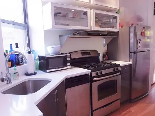 Rented by Aventana | media 64