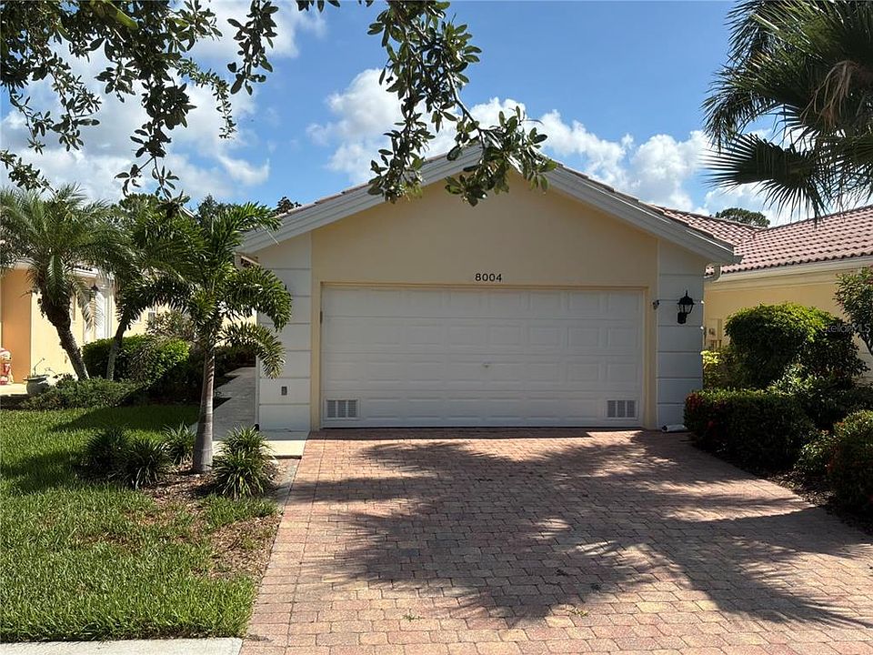 1st image of 8004 Camminare Dr