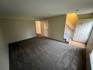 215A Nix Dr — Photo 3