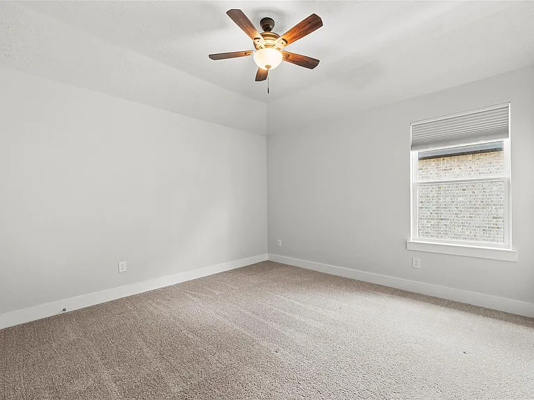 1707 McCrae Hill Ct — Photo 23