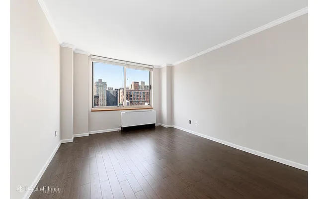 Rented by Douglas Elliman | media 16