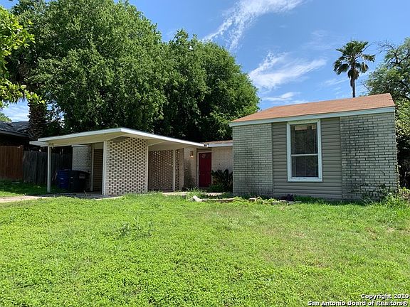 3rd image of 315 Northtrail Dr