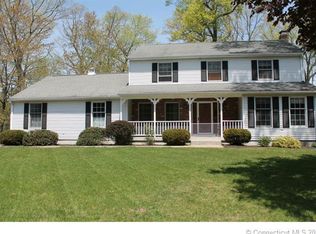 181 Langford Ln, East Hartford, CT 06118