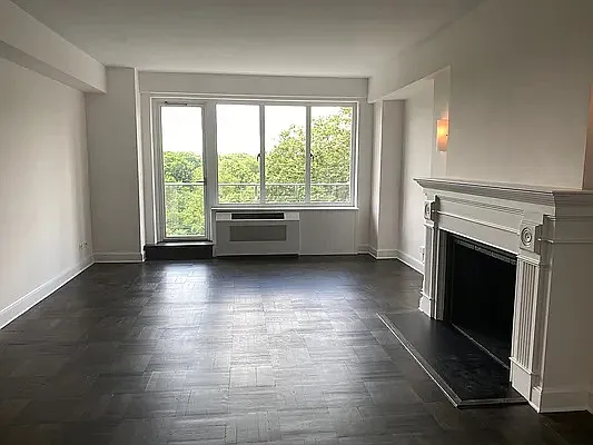 Rented by essential NEW YORK Real Estate | media 2
