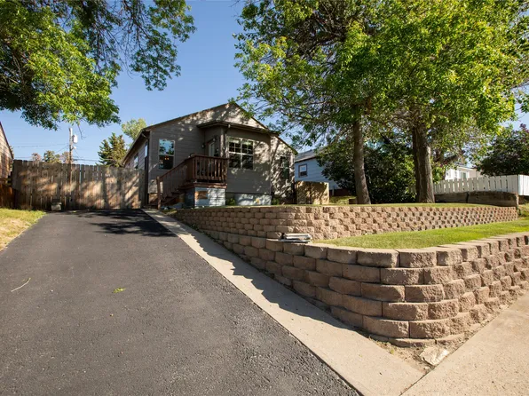 113 8th Ave SE, Cut Bank, MT 59427