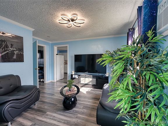 5th image of 928 N Taggart Avenue