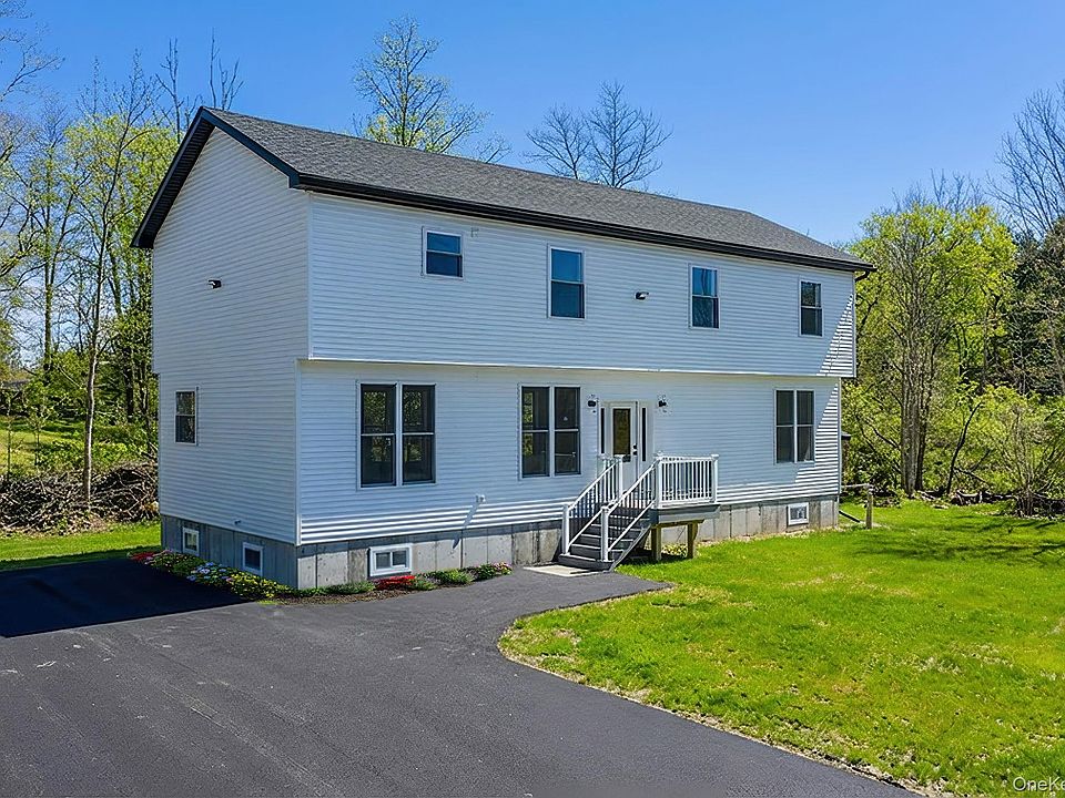 1st image of 6 Maple Avenue