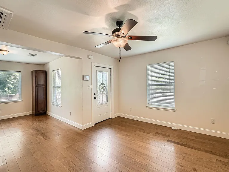 2929 E Martin Luther King Jr Blvd — Photo 7