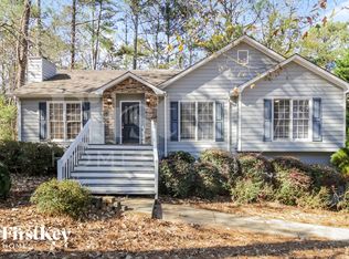 142 Presidential Dr, Dallas, GA 30157