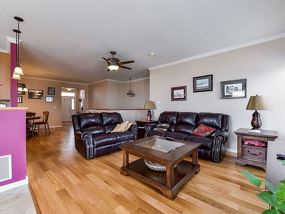 4th image of 24303 Crabtree Ct
