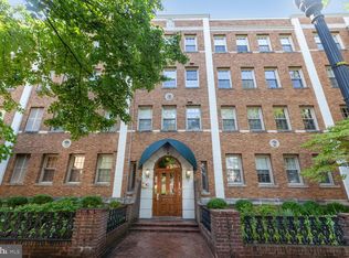 18 9th St NE APT 401, Washington, DC 20002