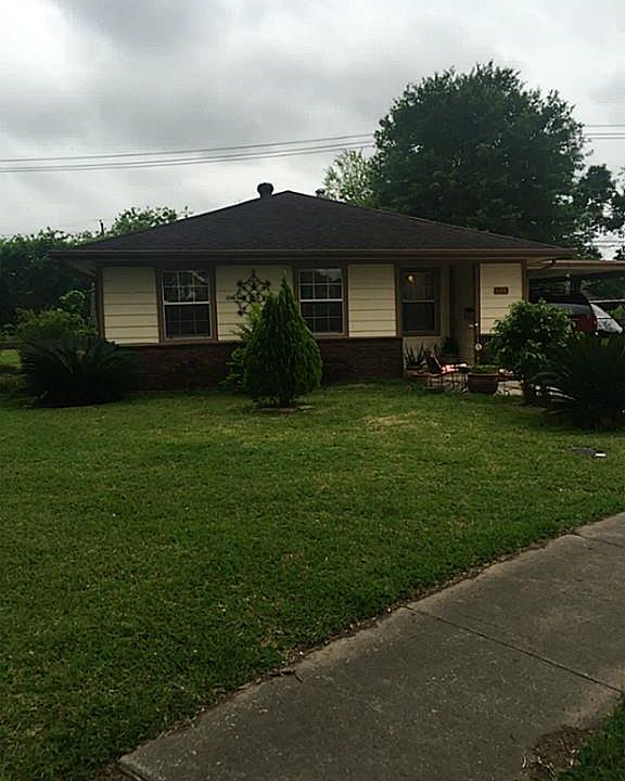 1st image of 816 Laverne Ave