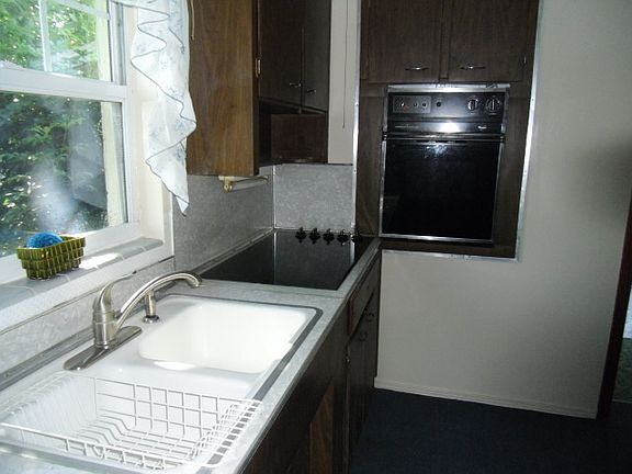 2nd image of 542 Monticello Ave