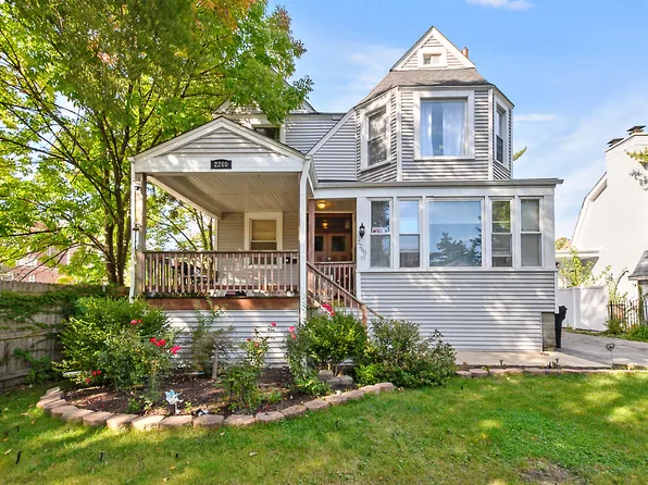 2260 W 110th Pl, Chicago, IL 60643