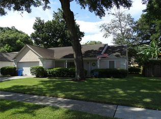 930 Benninger Dr, Brandon, FL 33510