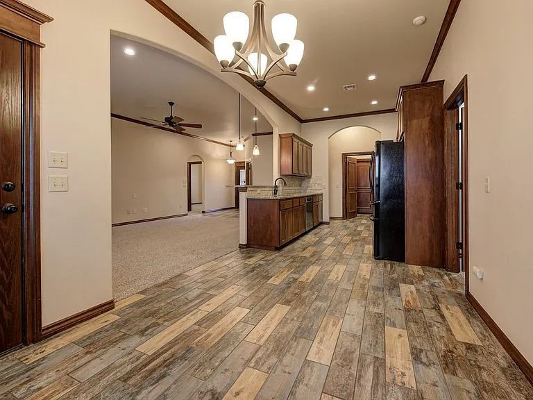 18520 Haslemere Ln — Photo 14