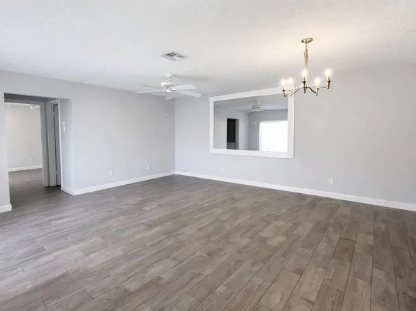 8113 Ambach Way #28-A, Lake Worth, FL 33462