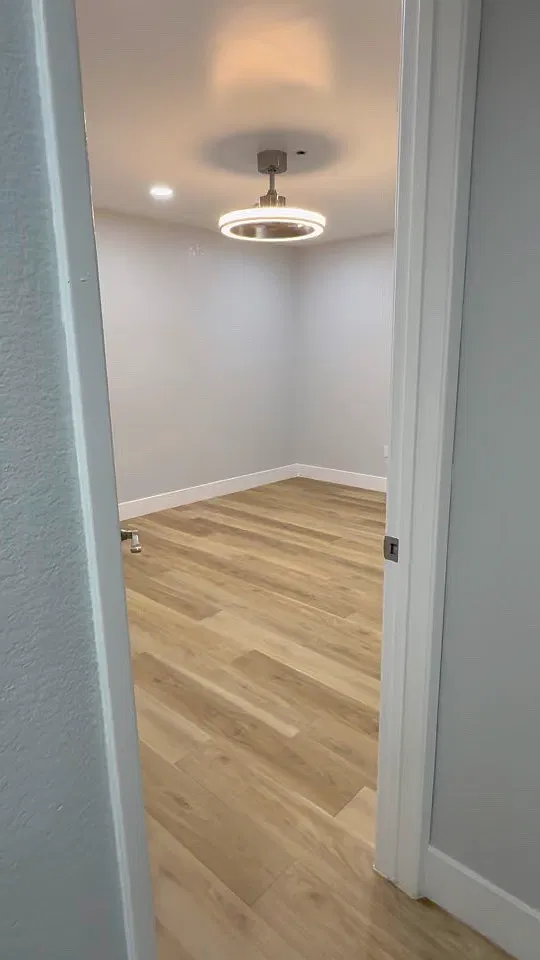 3 bed, 1110 sqft, $2,500 — Photo 2