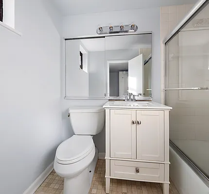 Rented by Compass | media 7