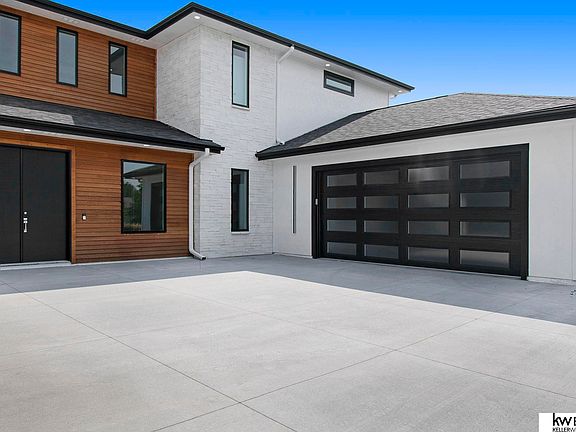 5th image of 5411 N 292 Circle Valley NE