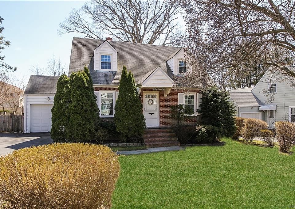 1st image of 16 Maywood Ave