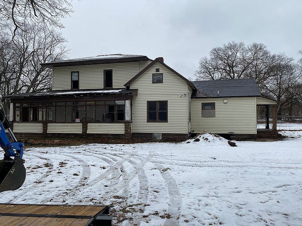 2nd image of 561 Catherine Ave