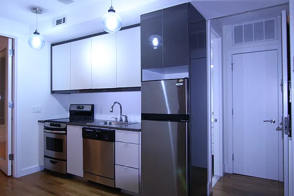 Rented by Nooklyn NYC LLC | media 37