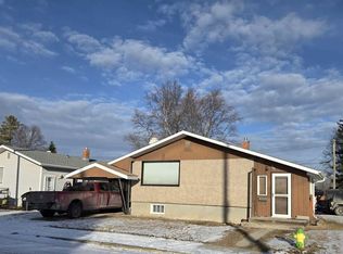 101 SW Simpson St, Hinton, AB T7V1C2