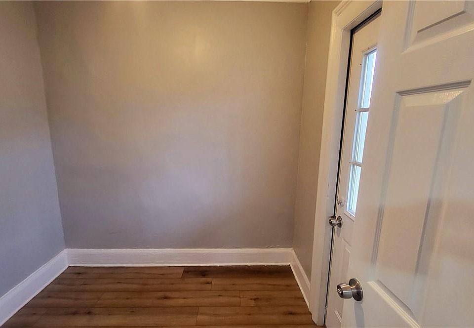 1st image of 60 Noxon St #B2