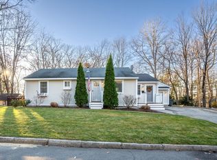1552 Belmont St, Manchester, NH 03104