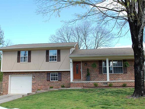 2nd image of 5147 Creek Bend Cir NW
