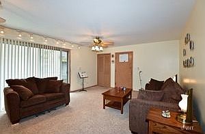 4th image of 4229 N Kedvale Ave APT 2A