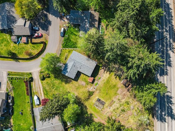 101 NE Rainier Place N, Belfair, WA 98528