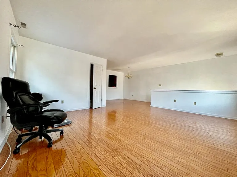 289 Seaview Ave #2 — Photo 5