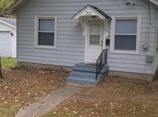 211 W Bryan St, Herrin, IL 62948