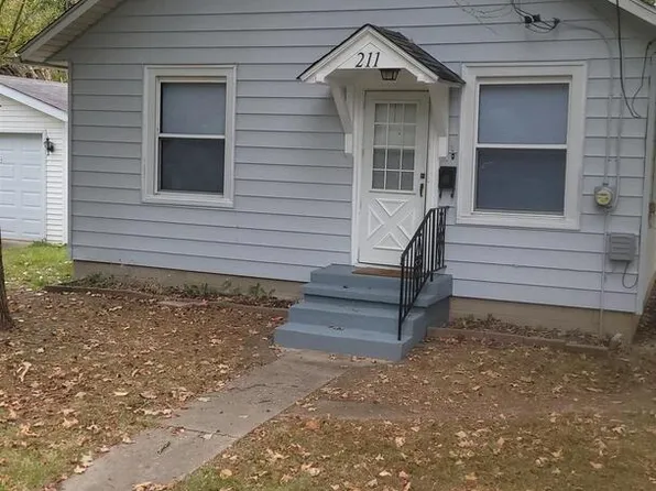 211 W Bryan St, Herrin, IL 62948