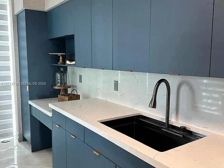 16400 Collins Ave #946 — Photo 33