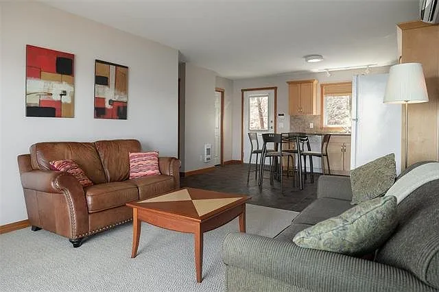 138 Timberline Rd — Photo 27