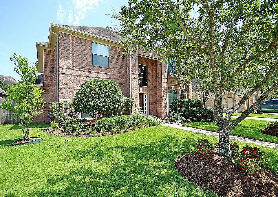 1st image of 3007 Newbrook Dr