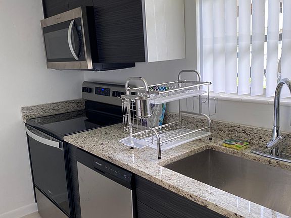 2nd image of B103-7320 SW 82nd St APT B103