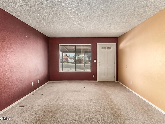 5th image of 577 W MAGDALENA Drive