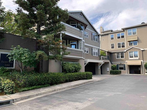 2nd image of 2160 Santa Cruz Ave APT 26