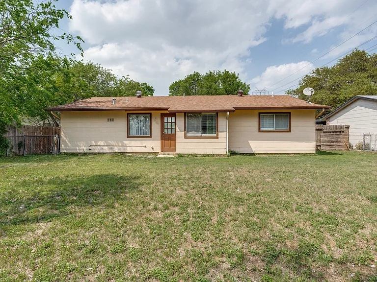 5026 Ed White St — Photo 12